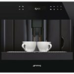 Встраиваемая кофемашина Smeg CMS4601NX