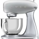 Планетарный миксер Smeg SMF02SVEU